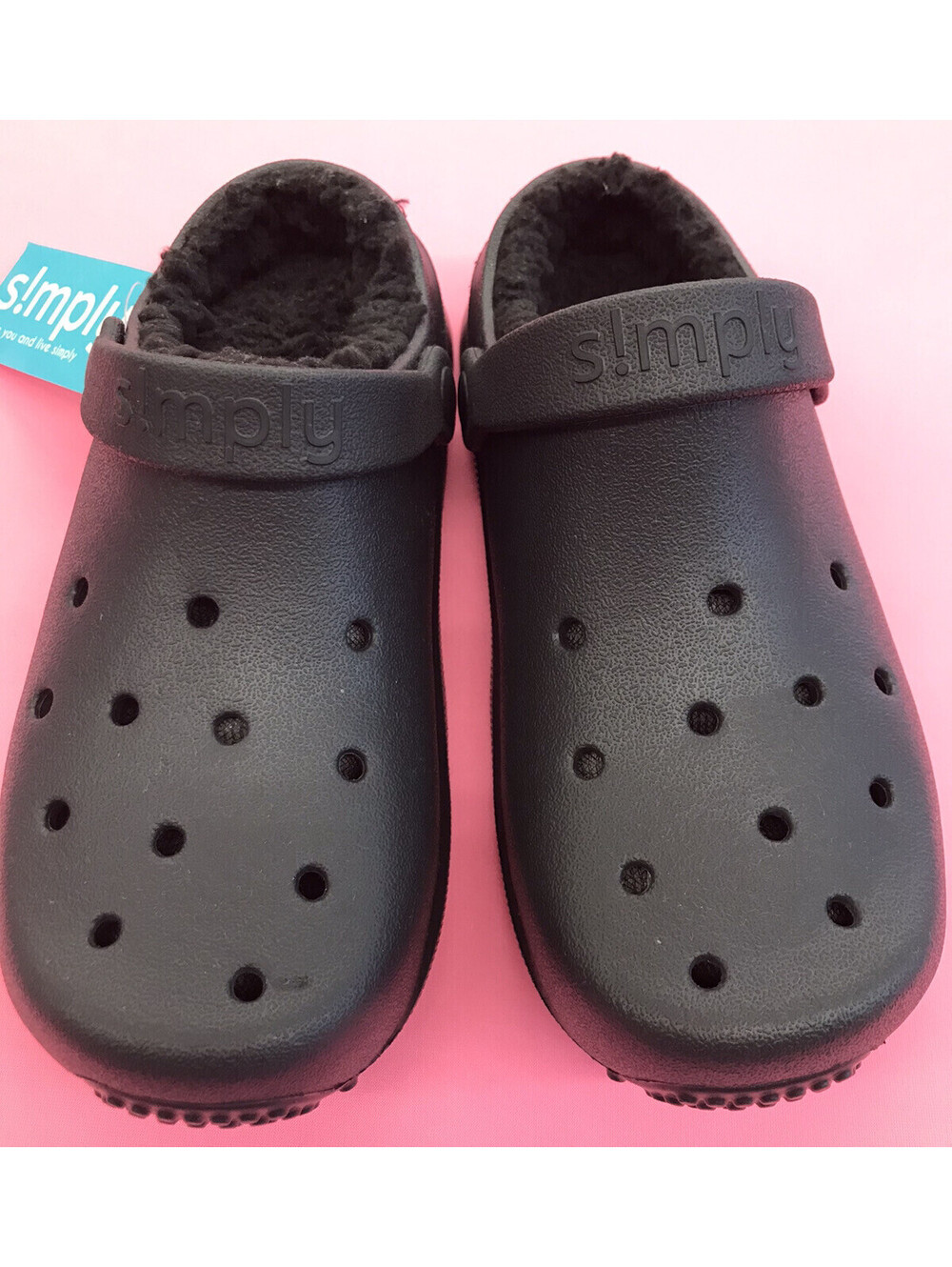Simply Southern Black Clogs. Fuzzy Inside. Womens Size 6. Mens Size 4. NWT.